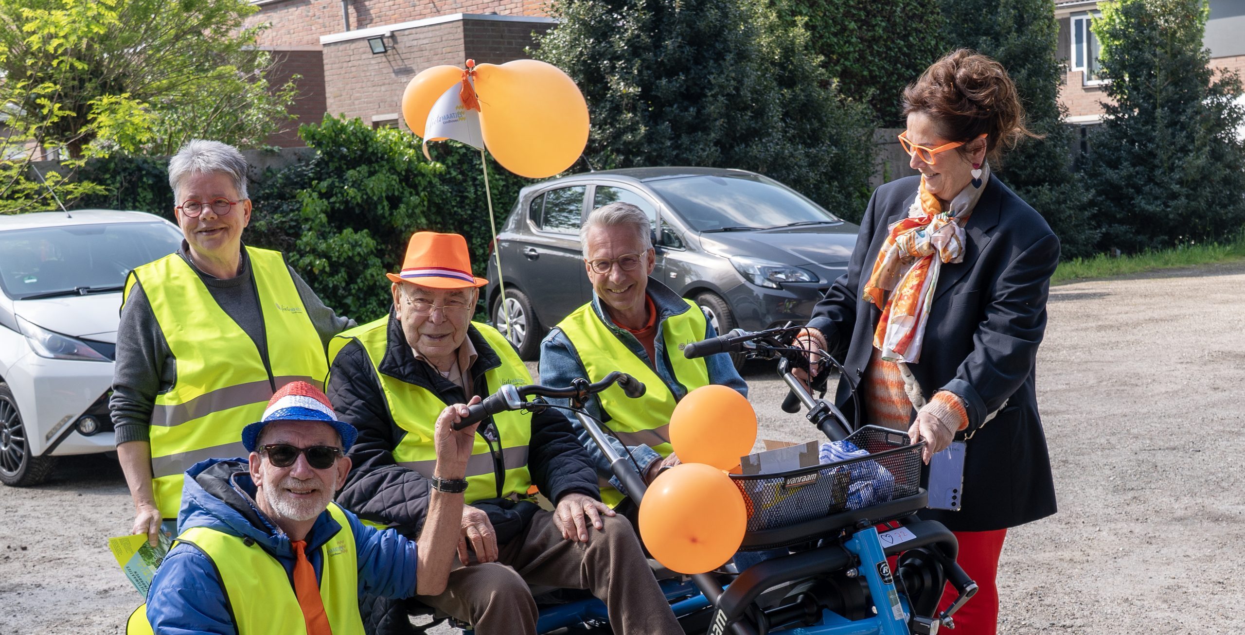 Vrijwilliger en deelnemer van Fietsmaatje Eindhoven samen op de fiets